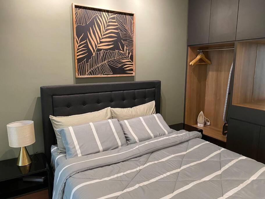 Myhome @ Riverine Resort Kuching Ngoại thất bức ảnh